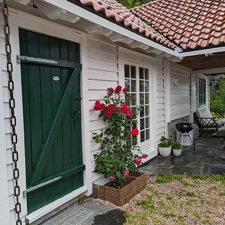 Charming With Amazing View Holiday home Kvam (Hordaland)