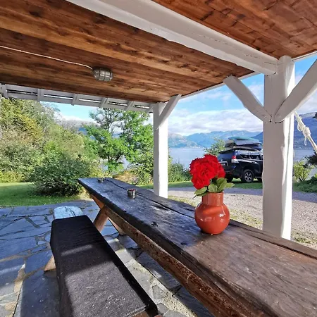 Charming With Amazing View Kvam (Hordaland)