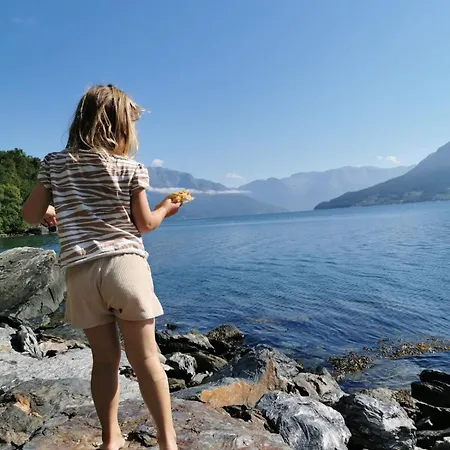 Charming With Amazing View Kvam (Hordaland)